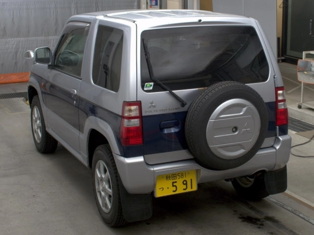 MITSUBISHI PAJERO MINI