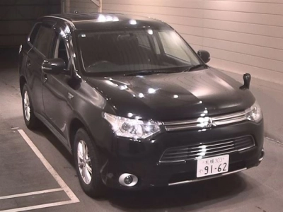 MITSUBISHI OUTLANDER PHEV