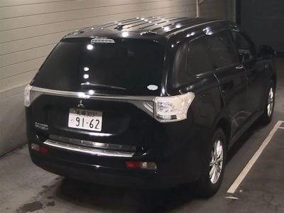 MITSUBISHI OUTLANDER PHEV