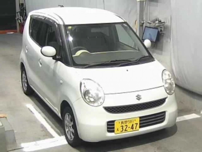 SUZUKI MRWAGON