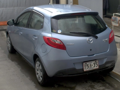 MAZDA DEMIO