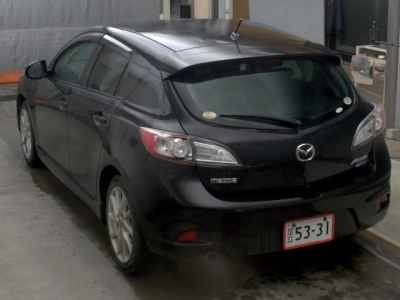 MAZDA AXELA SPORT