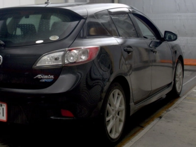 MAZDA AXELA SPORT