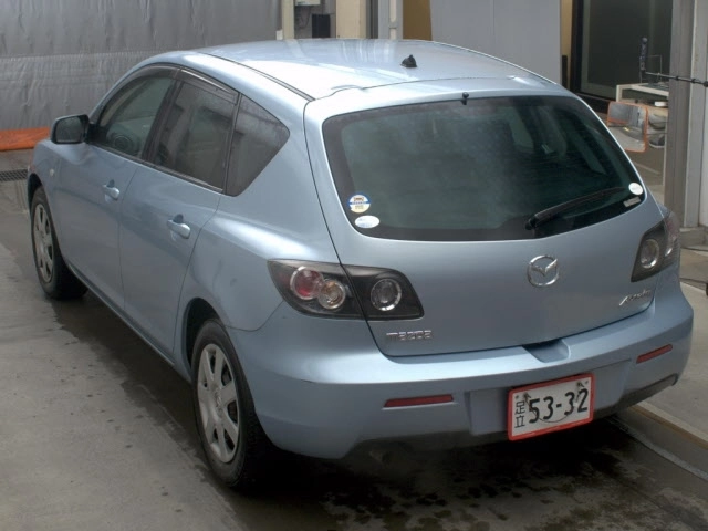 MAZDA AXELA SPORT