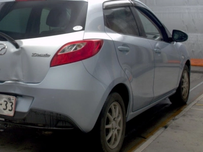 MAZDA DEMIO