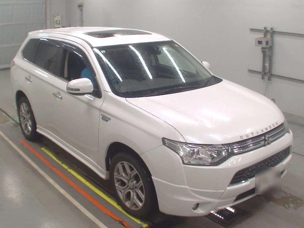 MITSUBISHI OUTLANDER PHEV