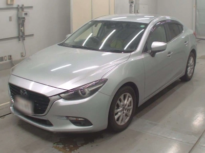 MAZDA AXELA