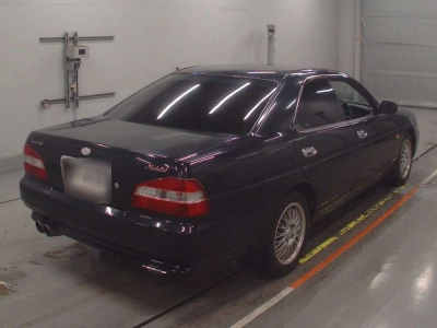 NISSAN LAUREL