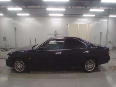 NISSAN LAUREL