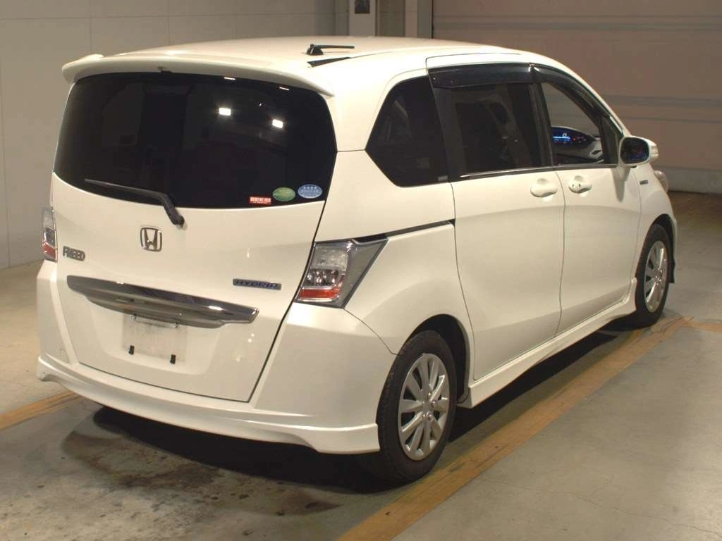 HONDA FREED HYBRID