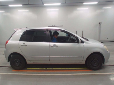 TOYOTA COROLLA RUNX