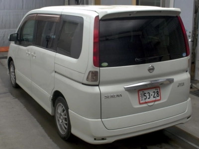 NISSAN SERENA