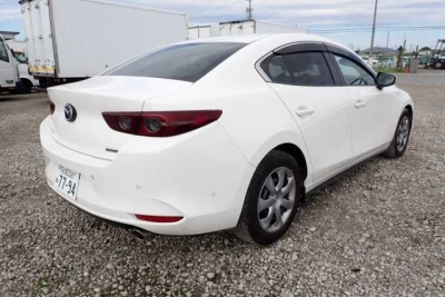 MAZDA MAZDA3