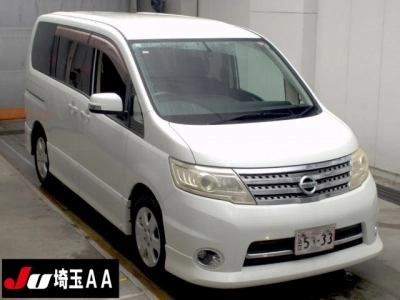 NISSAN SERENA