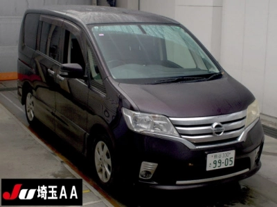 NISSAN SERENA