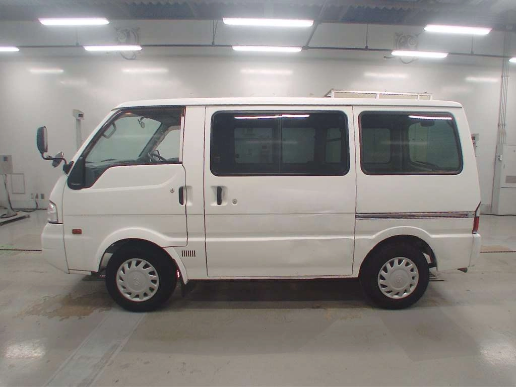 MAZDA BONGO VAN