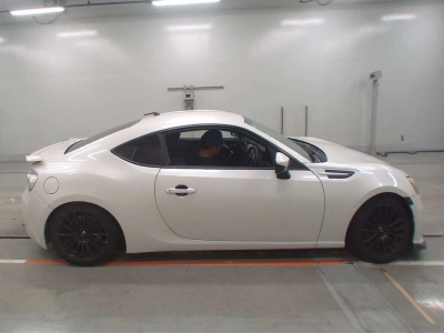 SUBARU BRZ