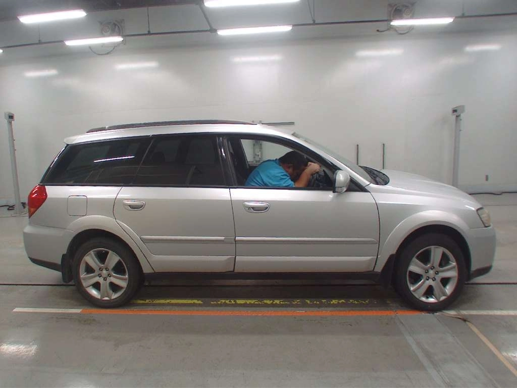 SUBARU OUTBACK