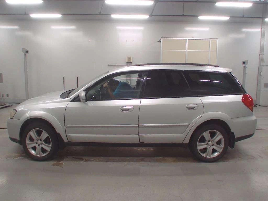 SUBARU OUTBACK