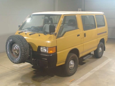 MITSUBISHI DELICA VAN