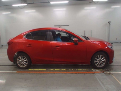 MAZDA AXELA HYBRID
