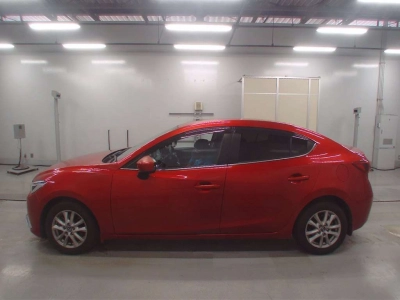 MAZDA AXELA HYBRID