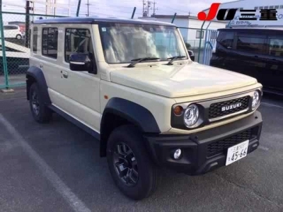 SUZUKI JIMNY NOMADE