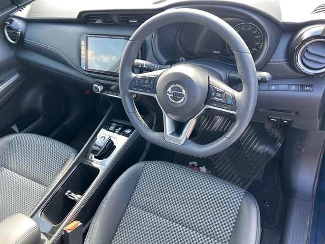 NISSAN KICKS