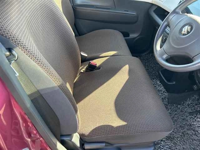 SUZUKI MRWAGON