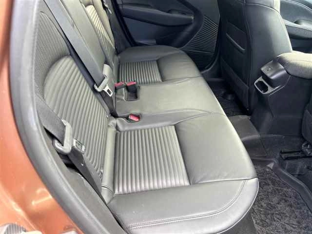 NISSAN AURA