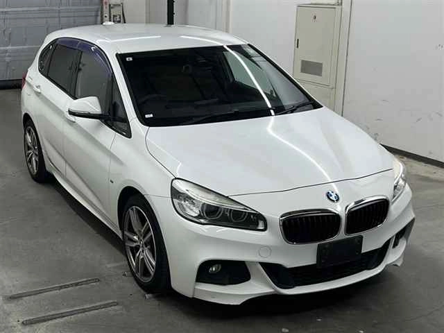 BMW 2 SERIES