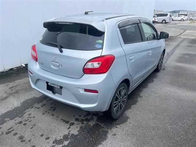 MITSUBISHI MIRAGE