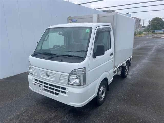 NISSAN NT100 CLIPPER