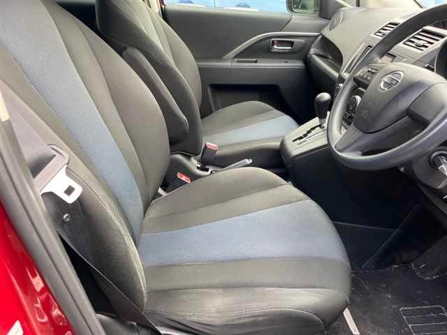 NISSAN LAFESTA