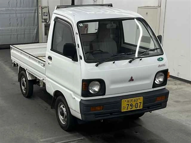 MITSUBISHI MINICAB TRUCK