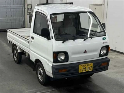 MITSUBISHI MINICAB TRUCK