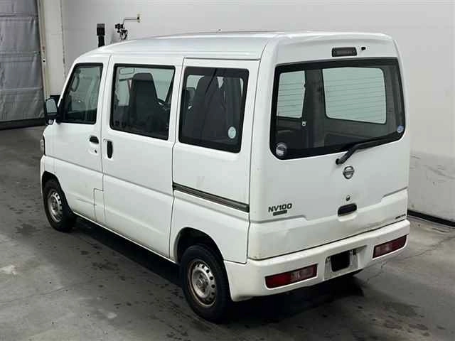 NISSAN CLIPPER VAN