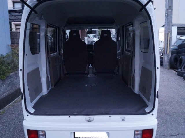 MITSUBISHI MINICAB
