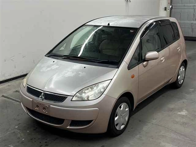 MITSUBISHI COLT