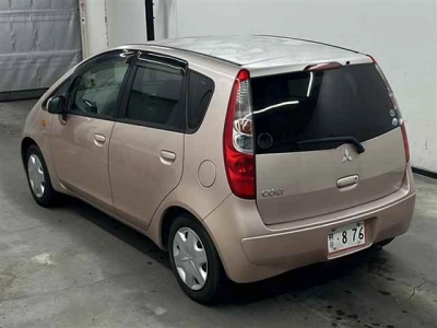 MITSUBISHI COLT