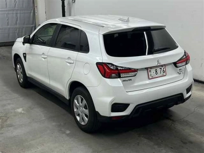 MITSUBISHI RVR