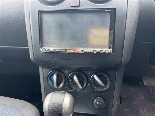 NISSAN DUALIS