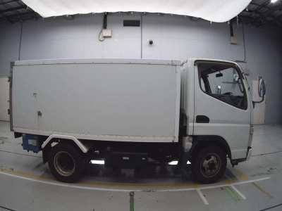 MITSUBISHI FUSO CANTER GUTS
