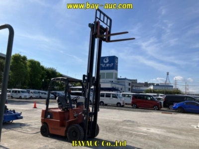 NISSAN  FORKLIFT