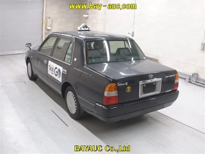 TOYOTA CROWN COMFORT