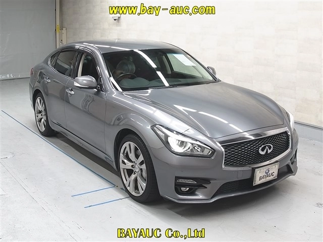 NISSAN FUGA
