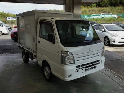MITSUBISHI MINICAB TRUCK