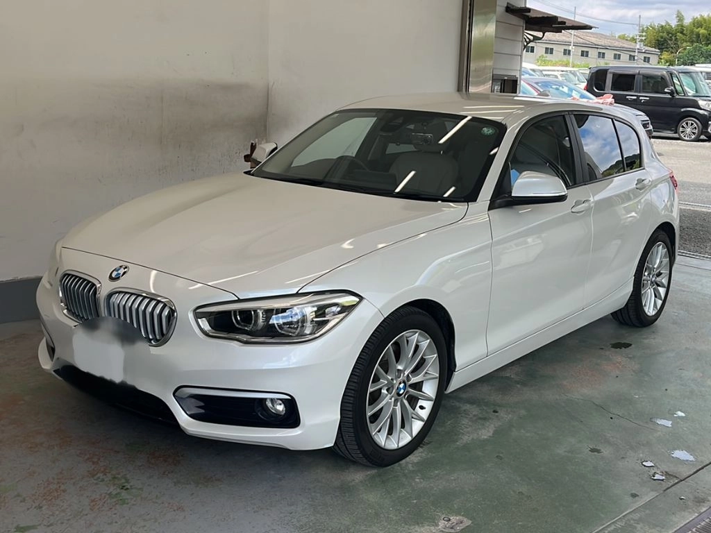 BMW 1 SERIES