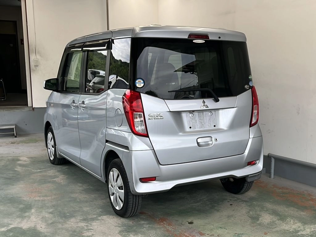 MITSUBISHI EK SPACE