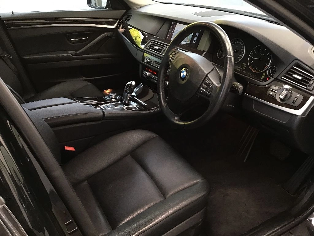 BMW 5 SERIES